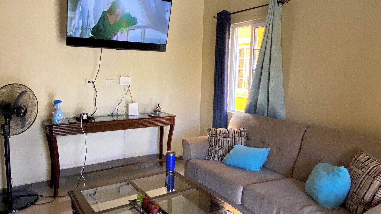 Photo of Livingroom in Runaway Bay