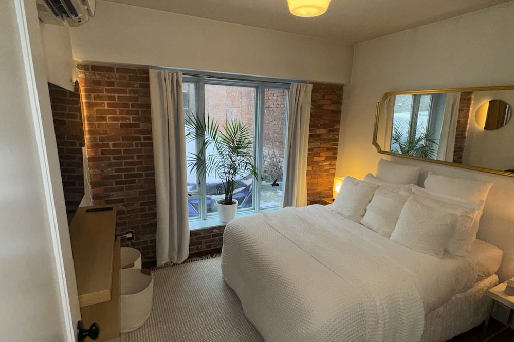 Photo of Bedroom in Crown Heights