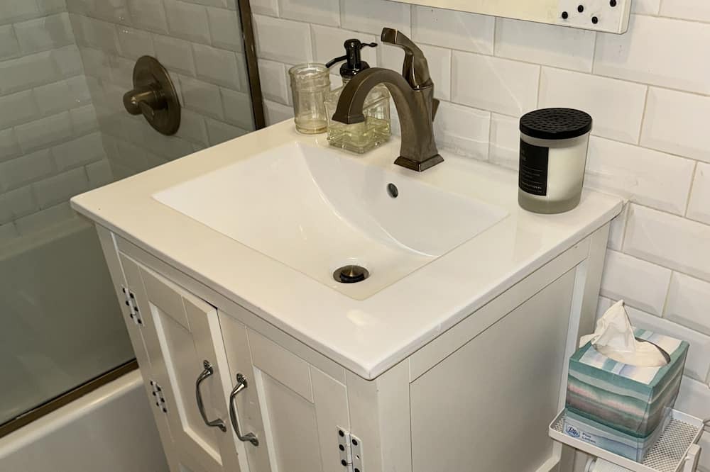 Photo of Bathroom in Crown Heights