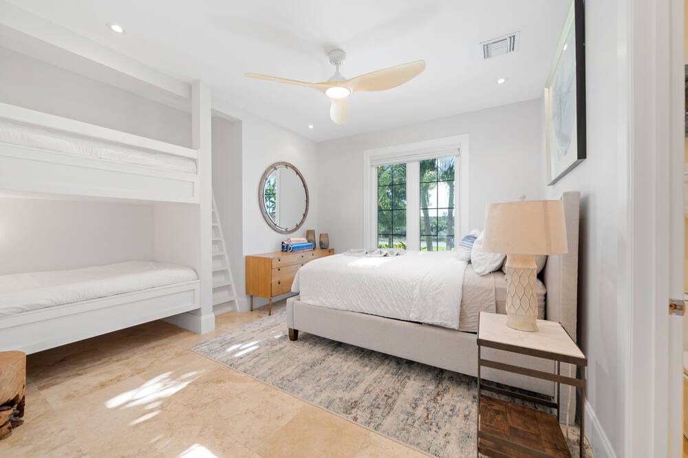 Photo of Bedroom in Great Exuma