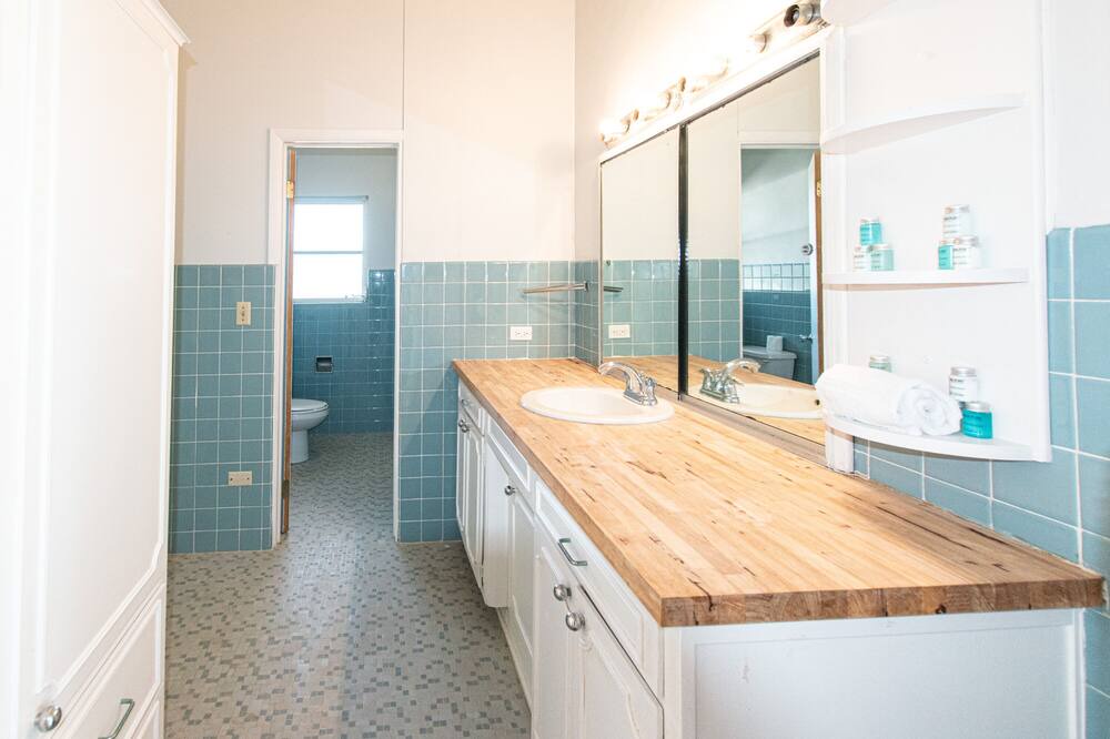 Photo of Bathroom in Great Exuma