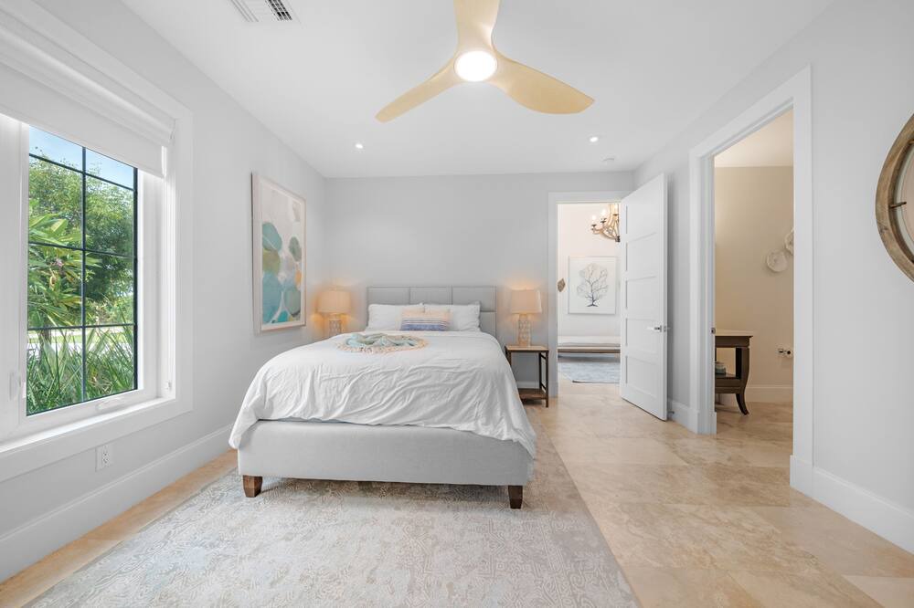 Photo of Bedroom in Great Exuma