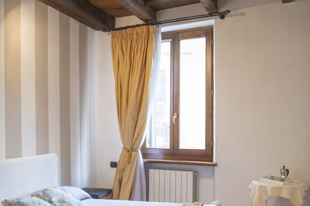 Photo of Bedroom in Verona City Centre