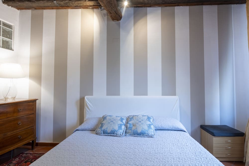 Photo of Bedroom in Verona City Centre