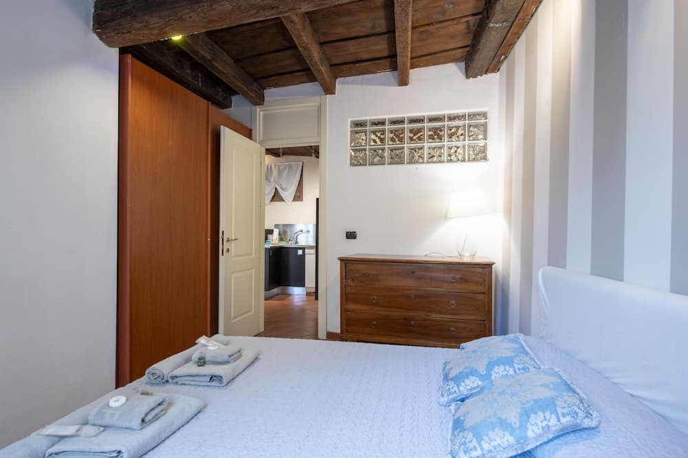 Photo of Bedroom in Verona City Centre