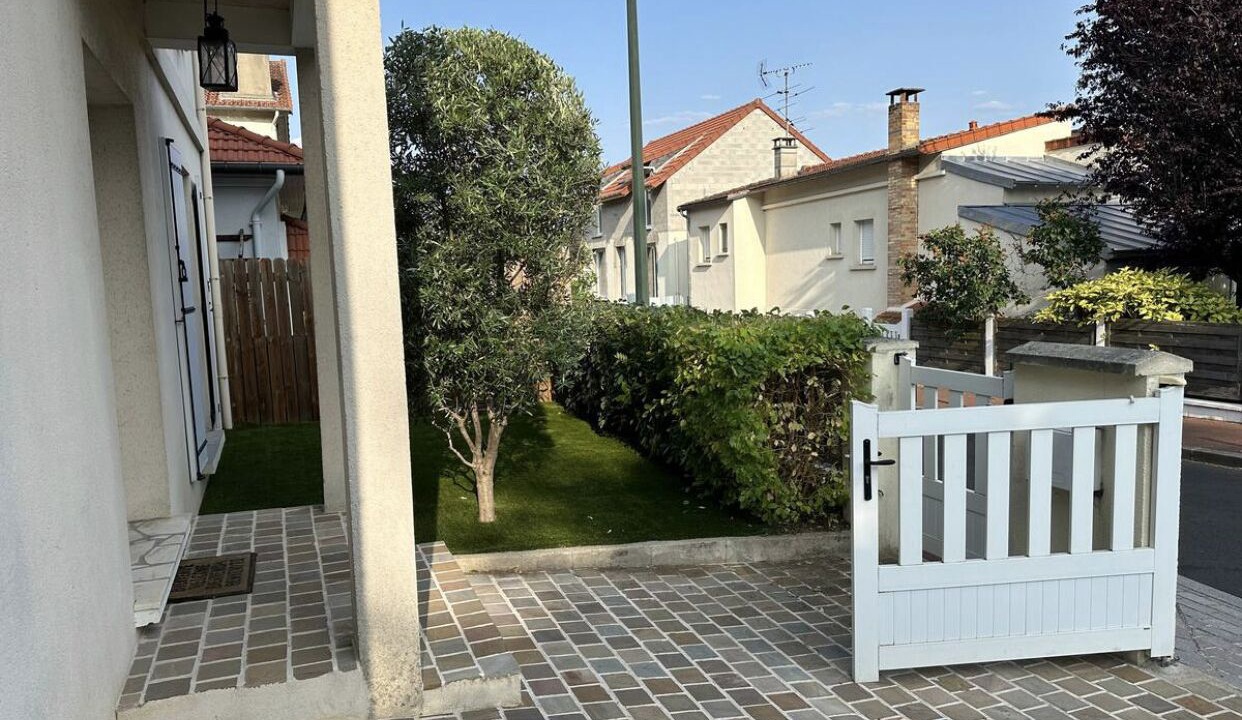 Photo of Others in Le Plessis-Robinson