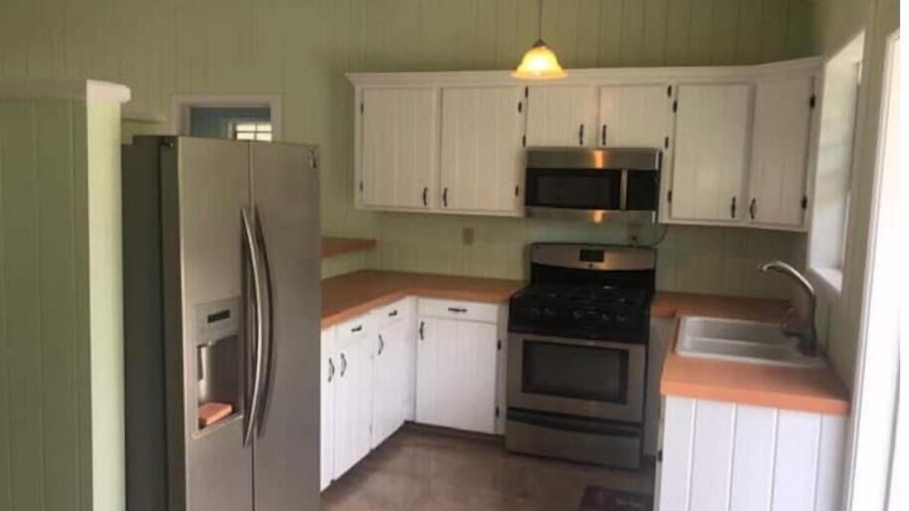 Photo of Kitchen in Marsh Harbour