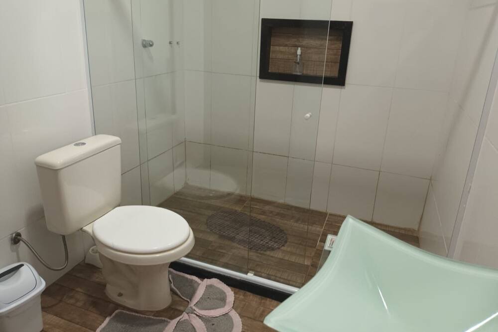 Photo of Bathroom in Tamoios