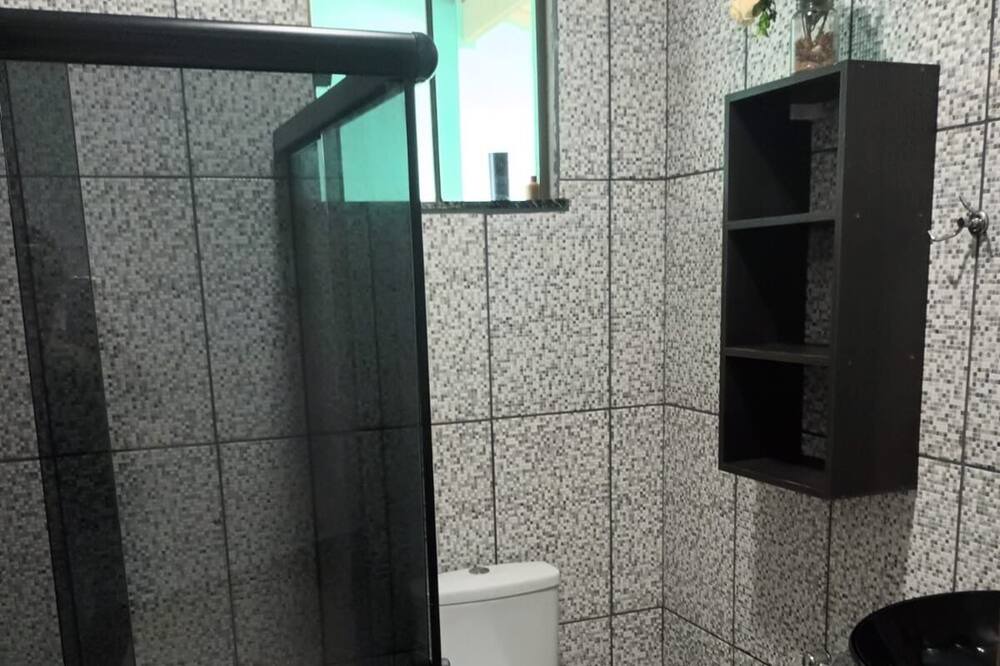 Photo of Bathroom in Tamoios