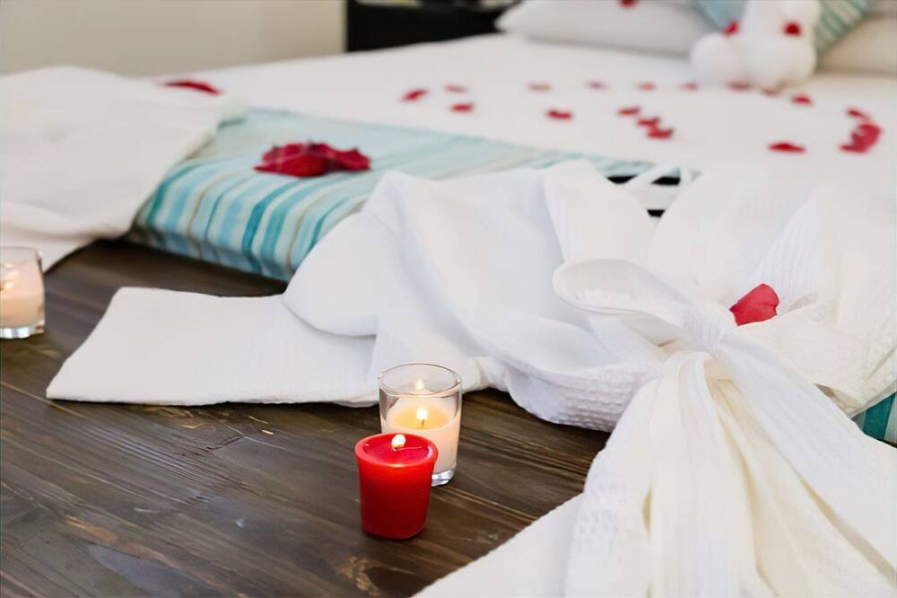 Photo of Bedroom in Mona