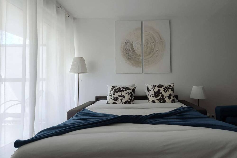 Photo of Bedroom in Cachan
