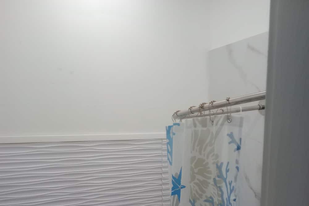 Photo of Bathroom in Cooper's Town
