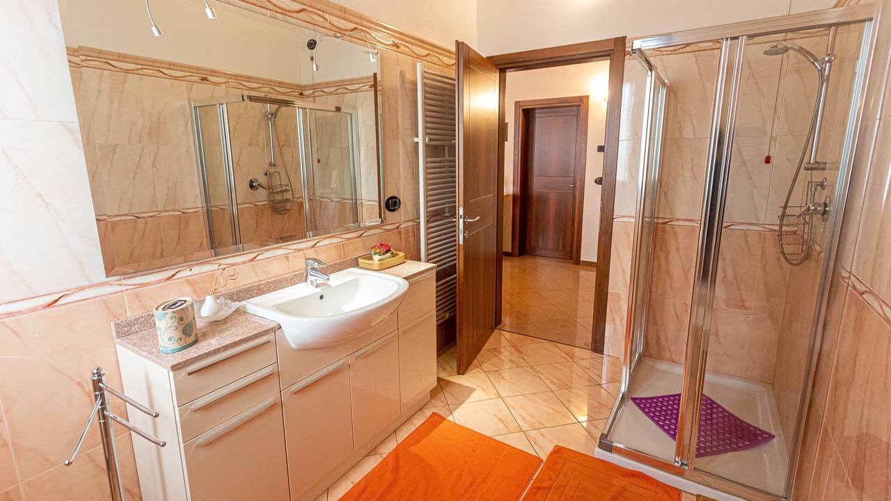 Photo of Bathroom in Concamarise
