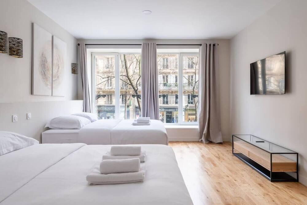Photo of Bedroom in Quartier de la Goutte-d'Or