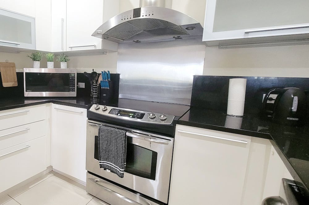 Photo of Kitchen in Bahamia West
