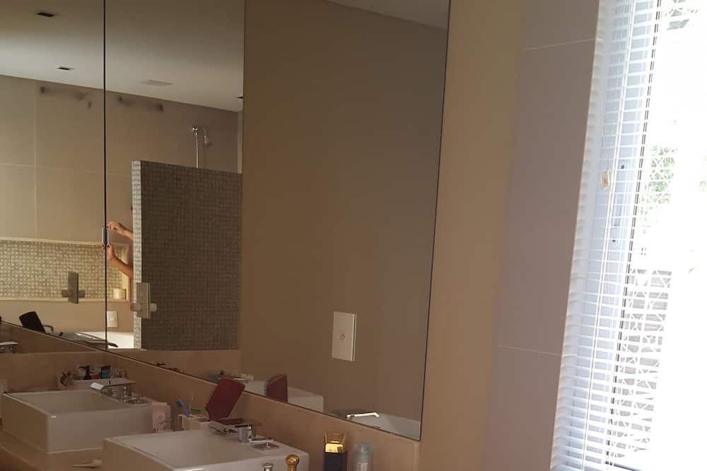 Photo of Bathroom in Charitas
