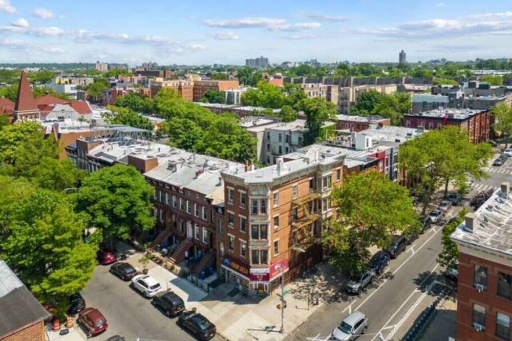 Photo of Others in Bedford-Stuyvesant
