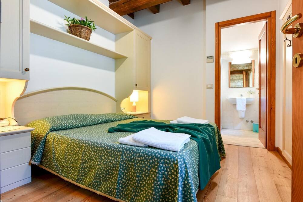 Photo of Bedroom in Longare