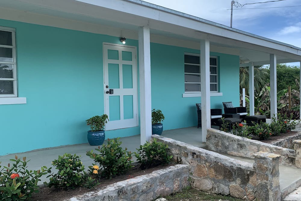 Photo of Outdoor in Tar Bay