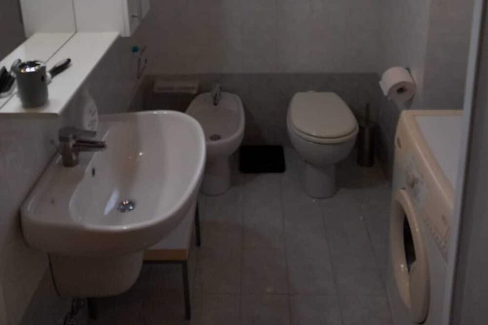 Photo of Bathroom in Sud