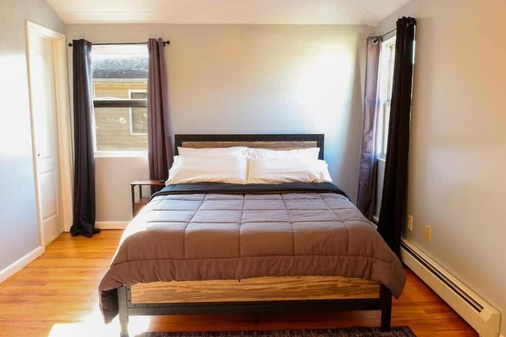 Photo of Bedroom in Canarsie