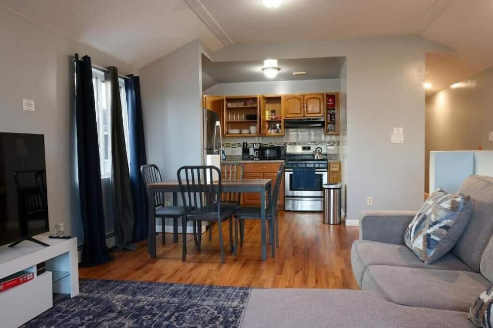 Photo of Livingroom in Canarsie
