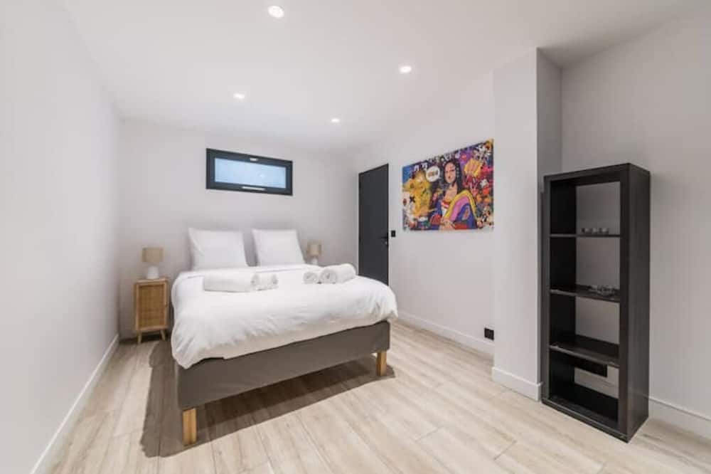 Photo of Bedroom in Cachan
