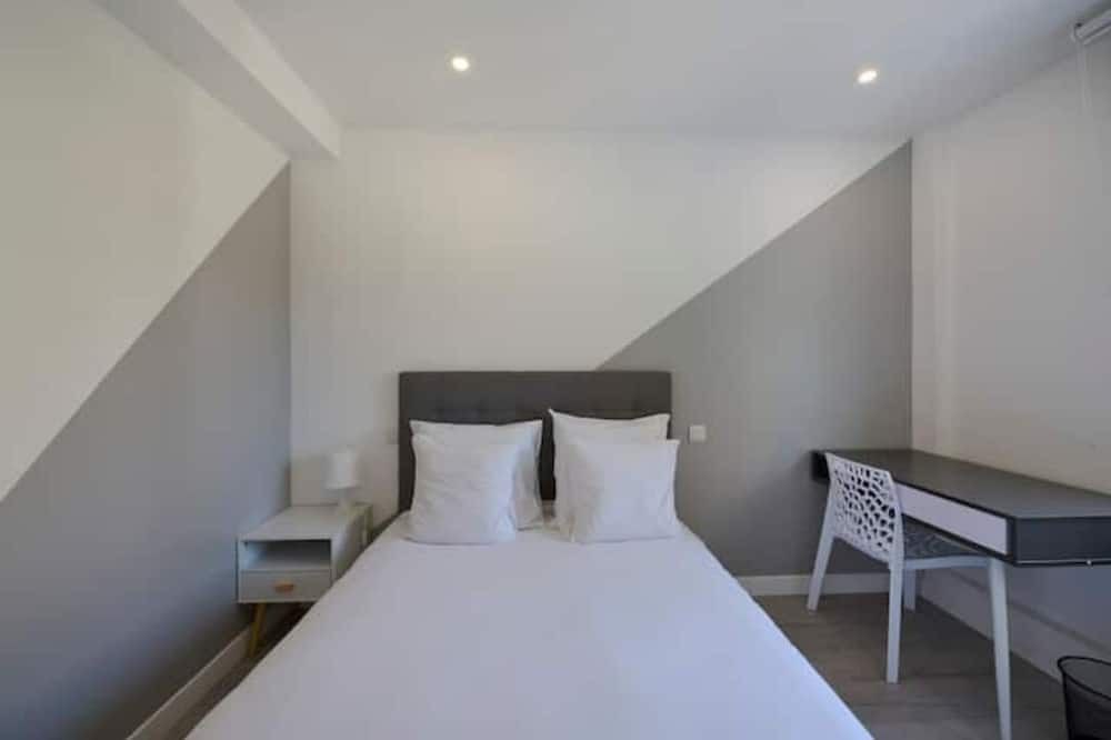 Photo of Bedroom in Arcueil
