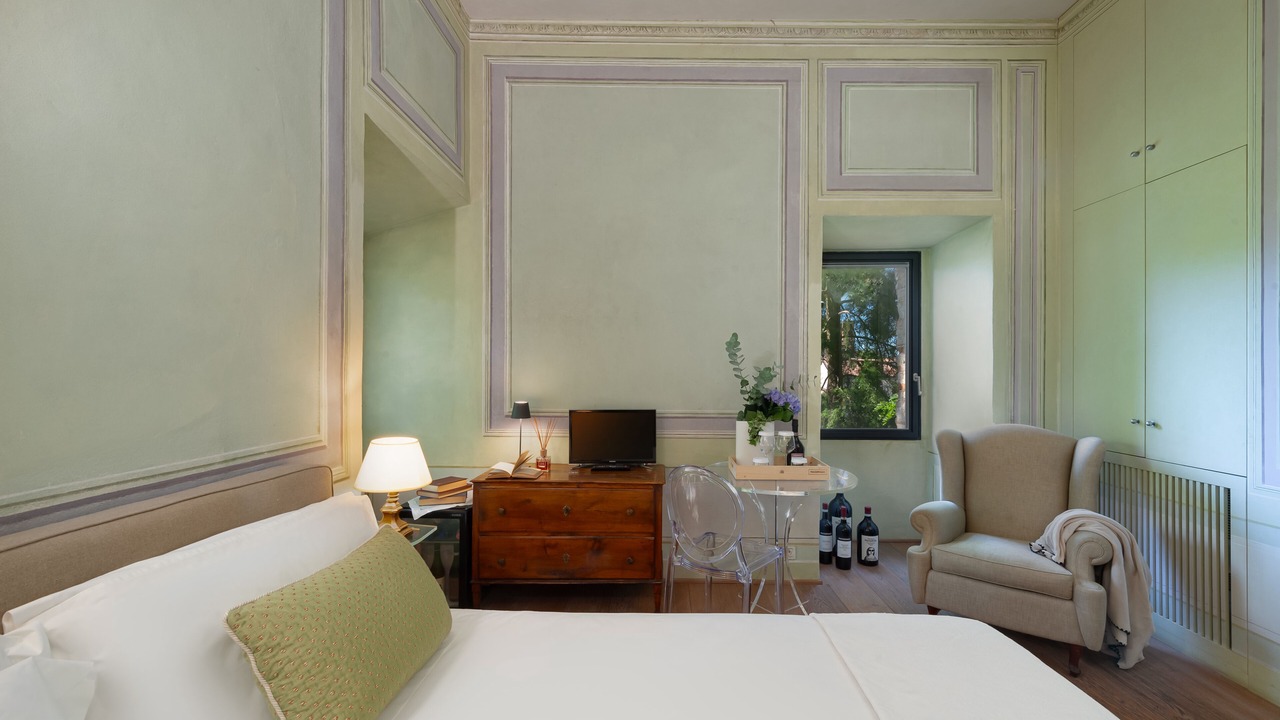 Photo of Bedroom in Historic Centre