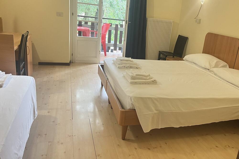Photo of Bedroom in Chiasiellis