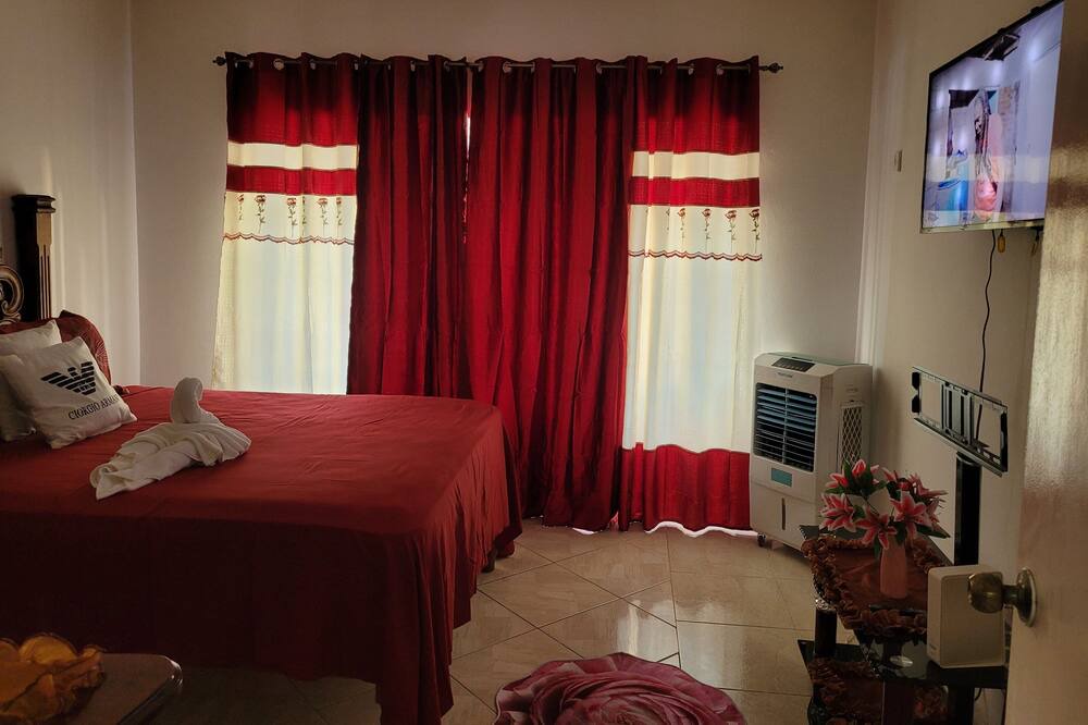 Photo of Bedroom in Tower Isle
