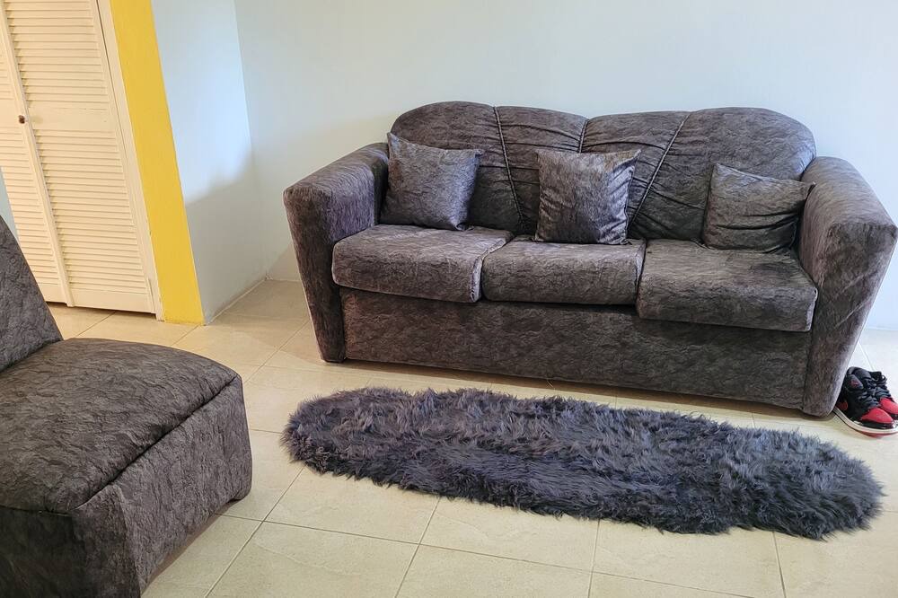 Photo of Livingroom in Tower Isle