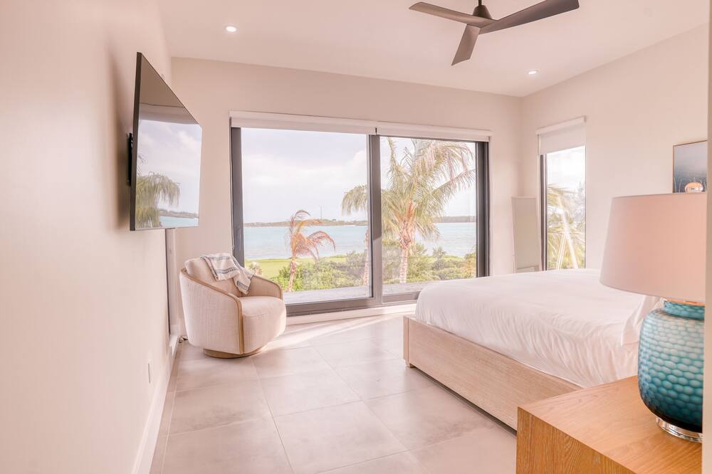 Photo of Bedroom in Rokers Point