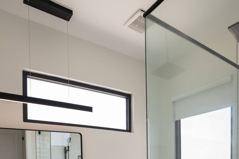 Photo of Bathroom in Rokers Point