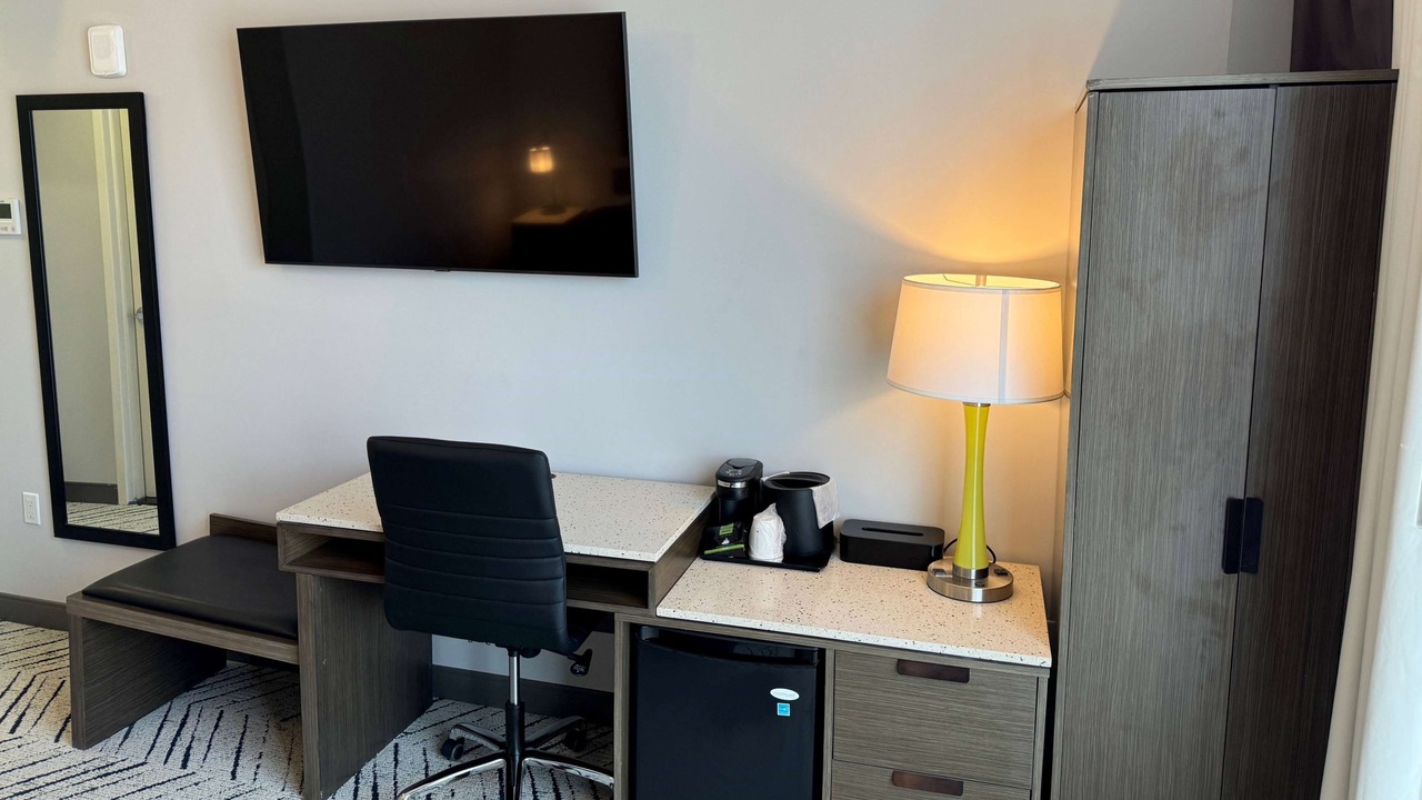 Photo of Bedroom in Concourse