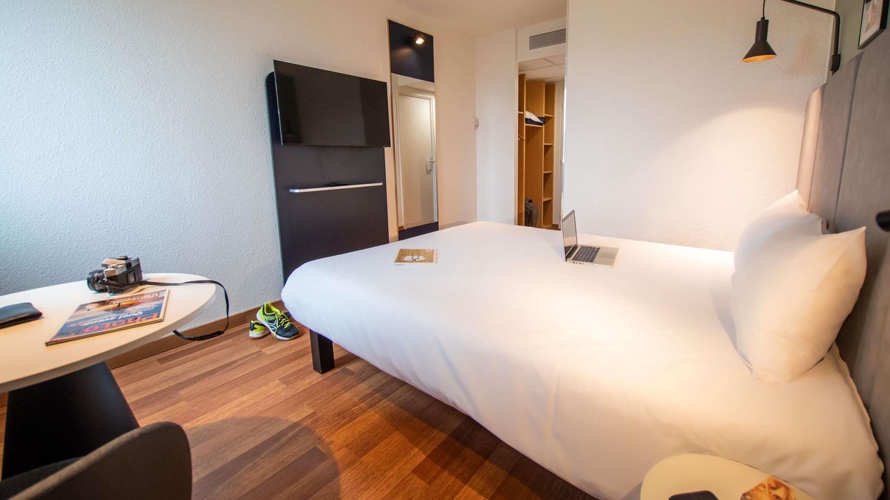 Photo of Bedroom in Le Port sous la Lune