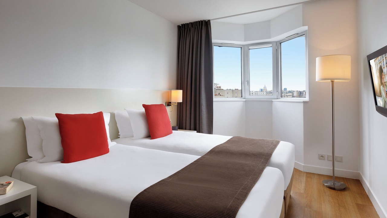 Photo of Bedroom in Montparnasse