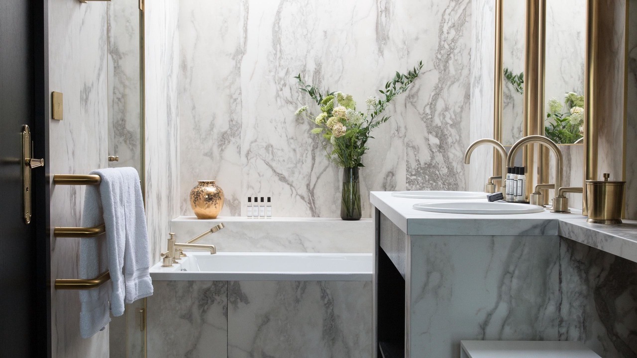 Photo of Bathroom in Odeon