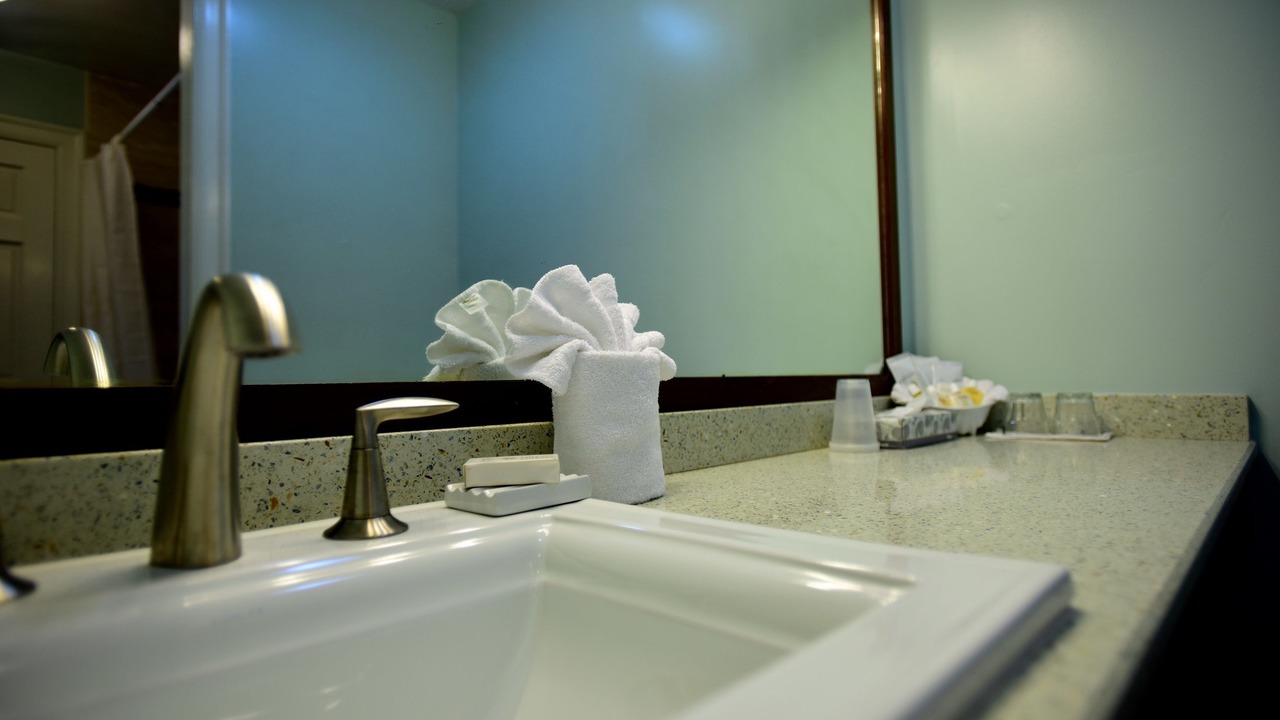 Photo of Bedroom in Green Turtle Cay