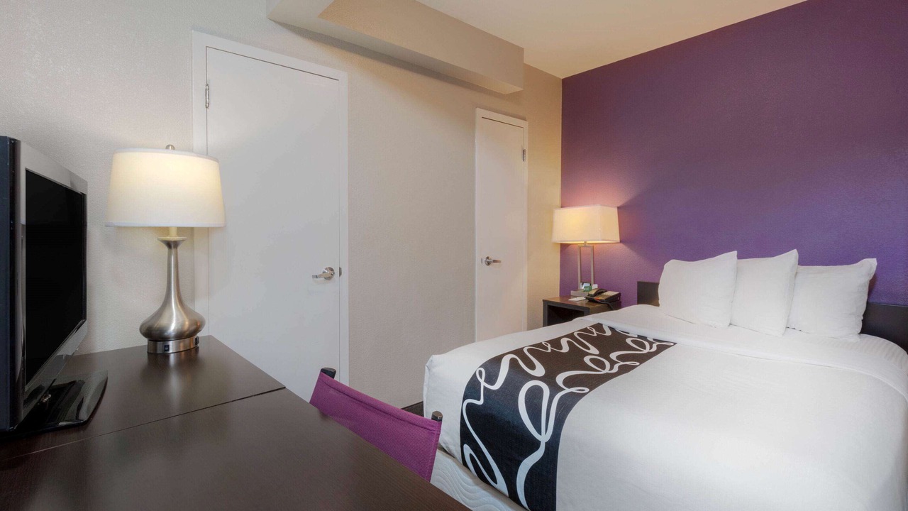 Photo of Bedroom in Lincoln Square