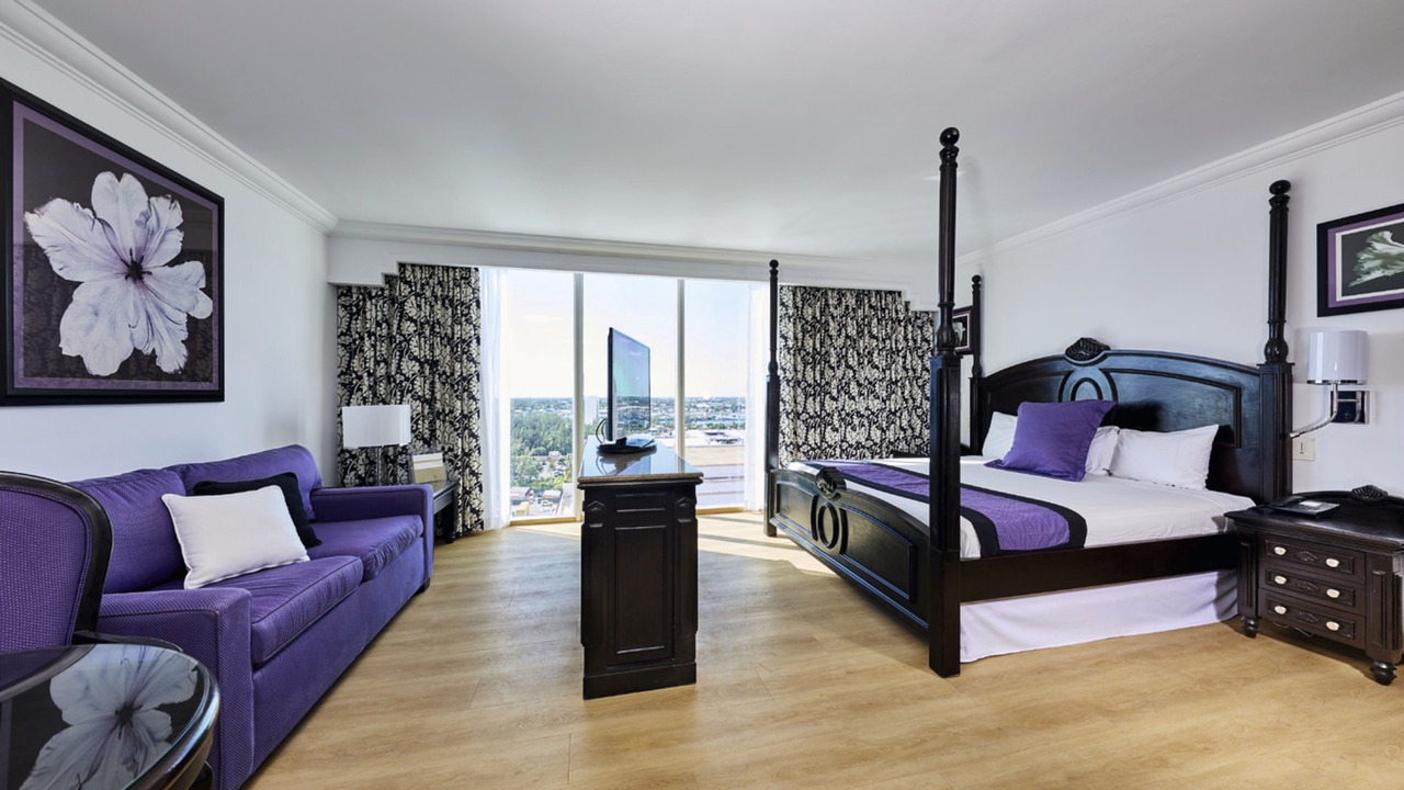 Photo of Bedroom in Paradise Island
