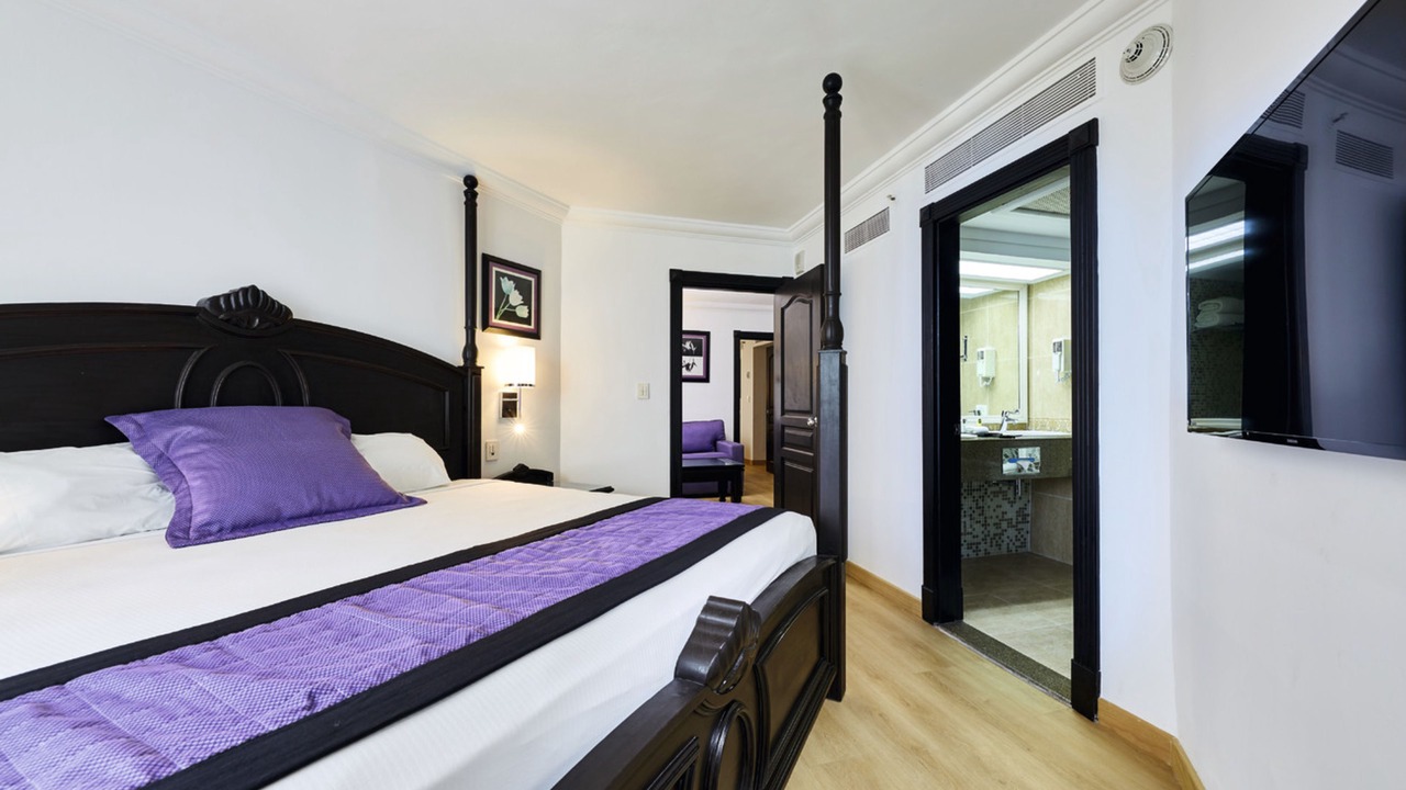 Photo of Bedroom in Paradise Island