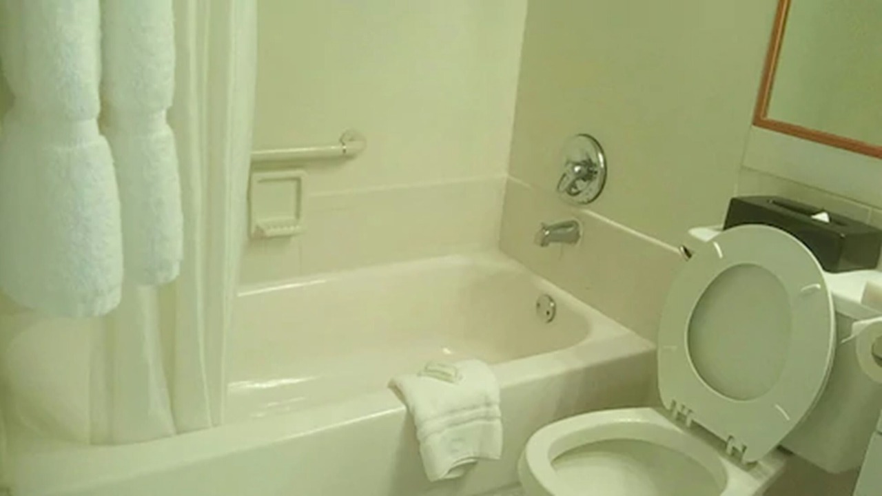 Photo of Bathroom in Paradise Island
