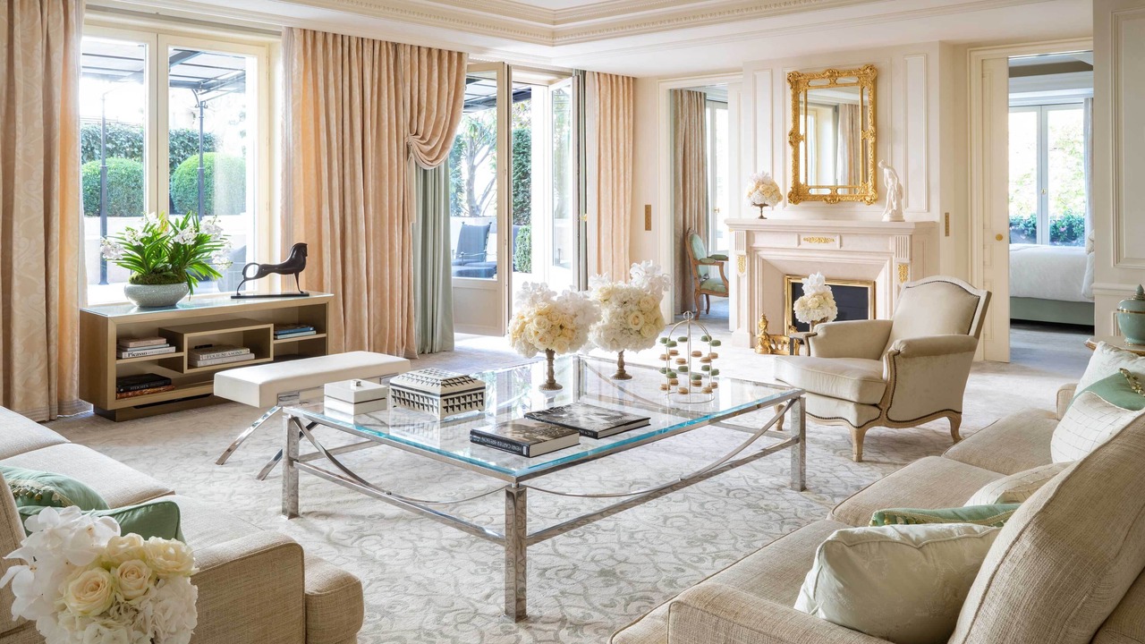 Photo of Bedroom in Champs-Elysees