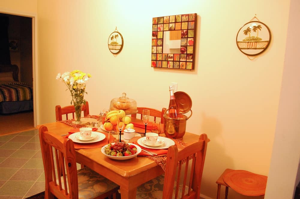 Photo of Livingroom in Canarsie