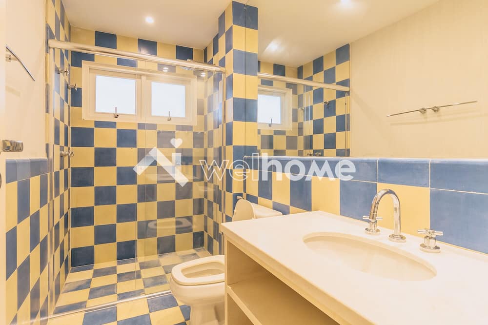 Photo of Bathroom in Frade