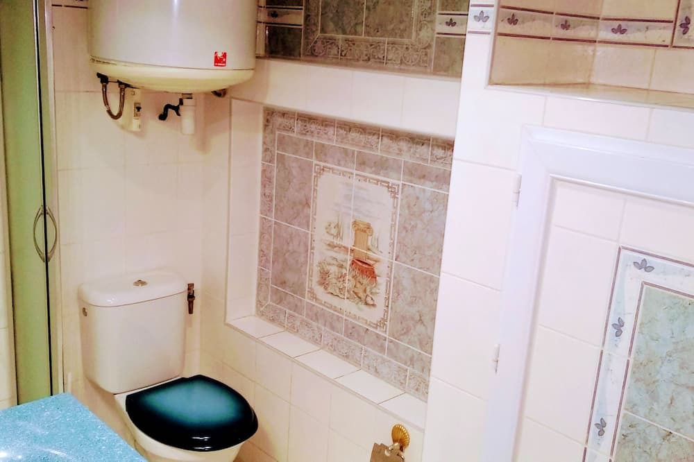 Photo of Bathroom in Alfortville
