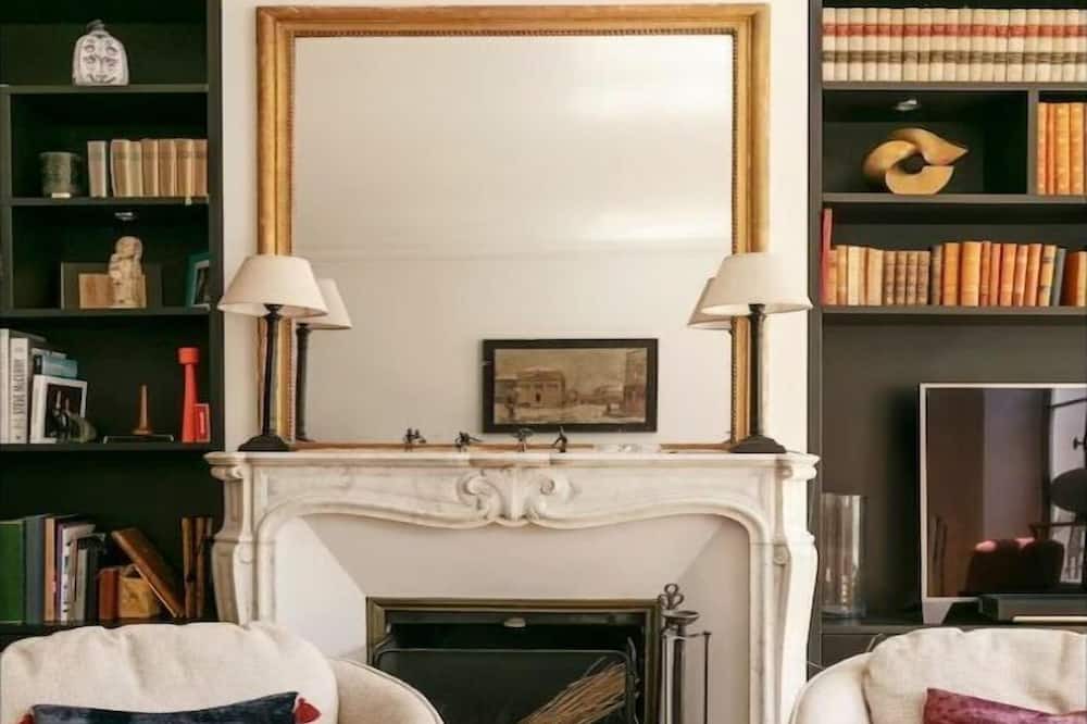 Photo of Livingroom in Quartier du Gros-Caillou