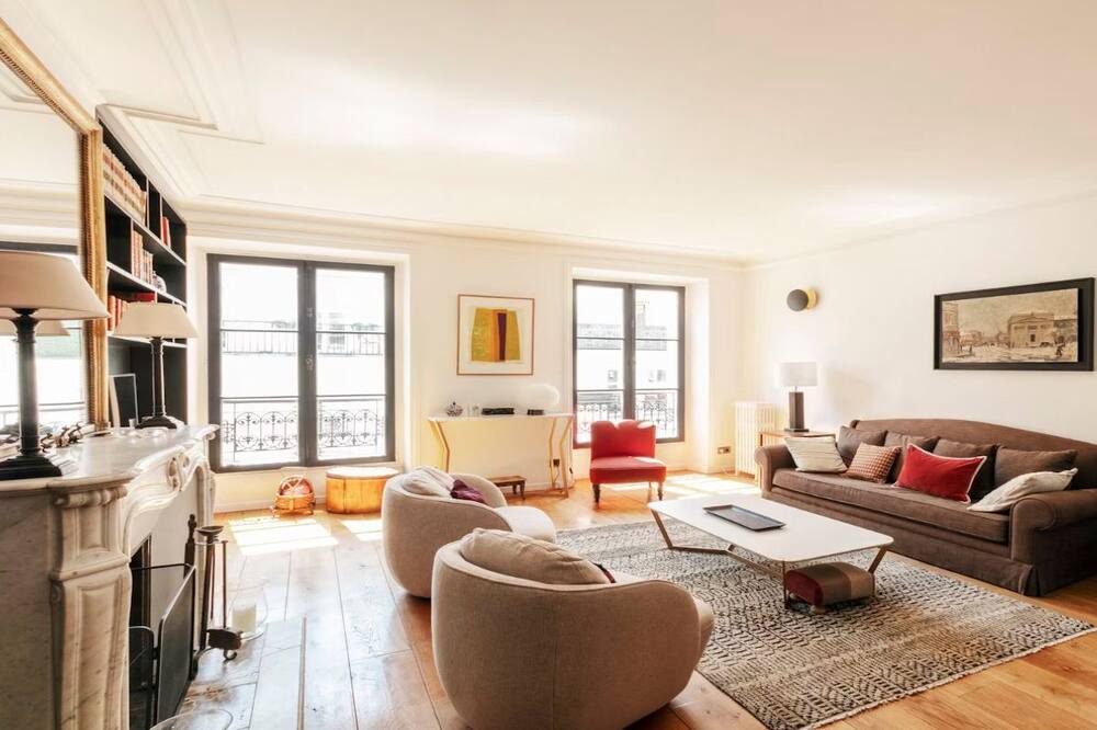 Photo of Livingroom in Quartier du Gros-Caillou