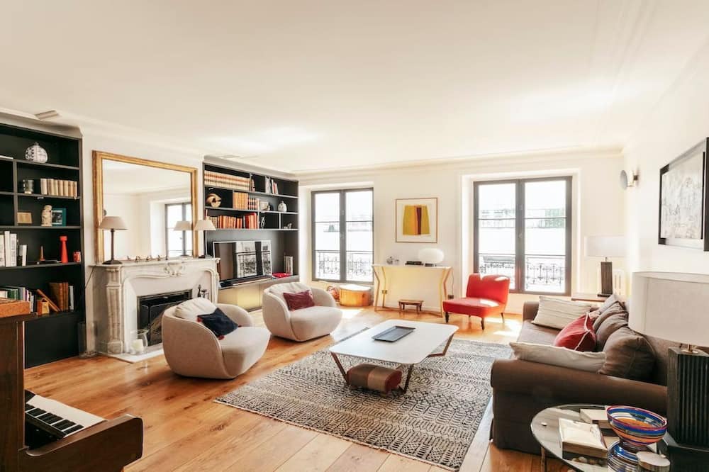 Photo of Livingroom in Quartier du Gros-Caillou